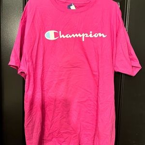 Champion short sleeve tee
